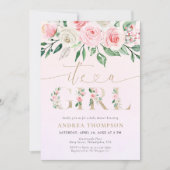 Blush Pink Floral Gold Het is een meisje Baby show Kaart (Voorkant)