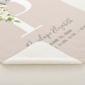 Blush Pink Floral Letter P Baby Script Birth Stats Sherpa Deken (3/4)