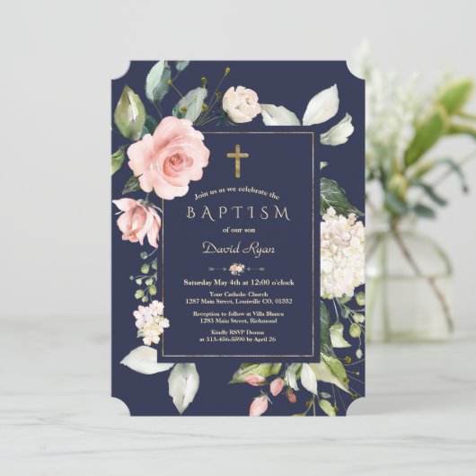 Blush Pink Floral Navy Blue Gold Cross Baptisme Kaart (Staand voorkant)