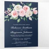 Blush Pink Floral Navy Blue QR Code Weddenschap Drieluik Uitnodiging (Binnenzijde eerst)