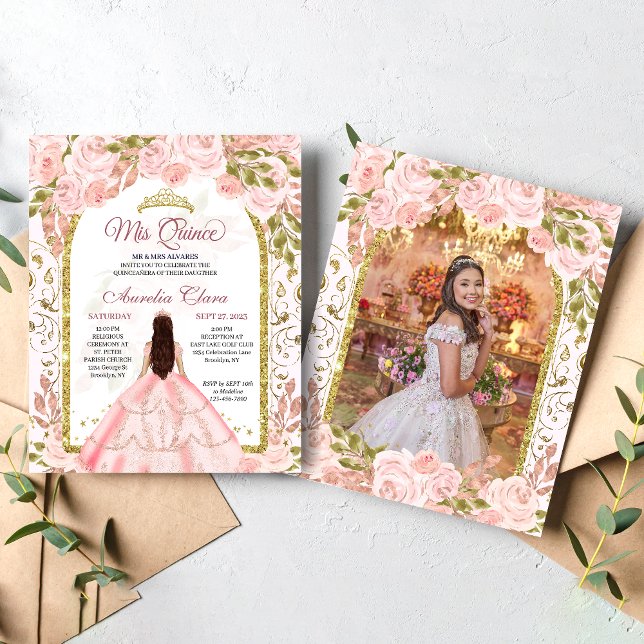 Blush Pink Floral Princess Arch Foto Quinceanera (Creator heeft geüpload)