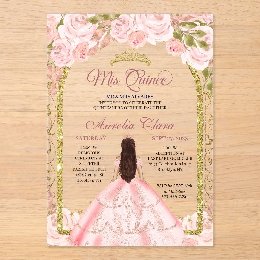 Blush Pink Floral Princess Gold Arch Quinceanera Acryl Uitnodigingen (Voorkant)