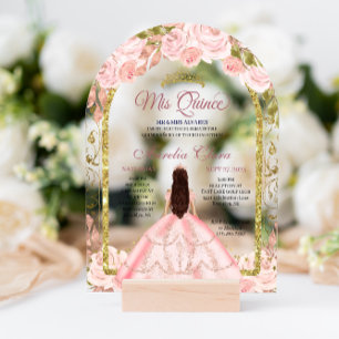 Blush Pink Floral Prinses Gouden Boog Quinceanera Acryl Uitnodigingen