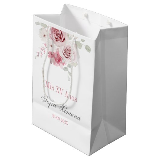Blush Pink Floral Quinceañera Medium Cadeauzakje (Achterkant Gekanteld)
