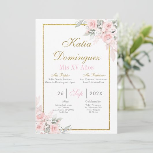 Blush Pink Floral Quinceanera uitnodiging (Staand voorkant)