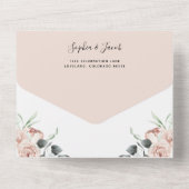 Blush Pink Floral Spring Weddenschap met RSVP All In One Uitnodiging (Achterkant)
