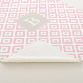 Blush Pink Geometric Pattern Monogrammed Sherpa Deken (3/4)