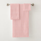 Blush Pink Gingham Check Patroon Bad Handdoek (Insitu)