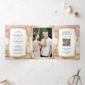 Blush Pink Gold Agate Marble QR Code Weddenschap Drieluik Uitnodiging (Binnen)