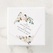 Blush Pink Gold en White Magnolia Floral Wedding Bedankjes Labels (In situ)