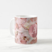 Blush Pink Gold Leaves Monogram Koffiemok (Voorkant links)