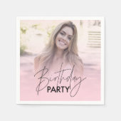 Blush Pink Gradient Gepersonaliseerde Foto Verjaar Servet (Voorkant)