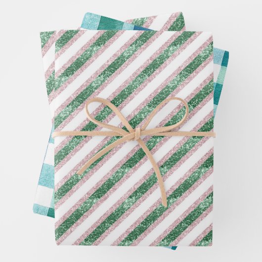 Blush Pink Green Glitzy Stripes Christmas Inpakpapier Vel (In situ)