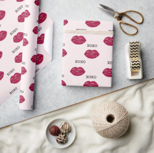 Blush Pink Kiss Red Lips XOXO Cadeaupapier