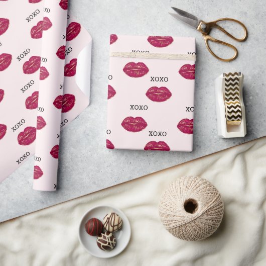 Blush Pink Kiss Red Lips XOXO Cadeaupapier (Crafts)