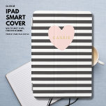 Blush Pink Love Heart Stripe iPad Mini Hoesje iPad Mini Cover<br><div class="desc">Blush Pink Love Heart Stripe iPad Mini Hoesje Maak van deze microfoon uw laptop en personaliseer deze met jouw naam (in een kleur met messing/gouden toon).</div>