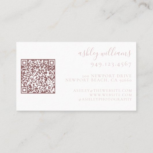 Blush Pink Monogram Floral Crest QR-code Visitekaartje (Achterkant)