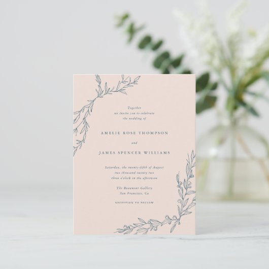 Blush Pink & Navy Hand-getrokken Branches Huwelijk Uitnodiging Briefkaart (Staand voorkant)