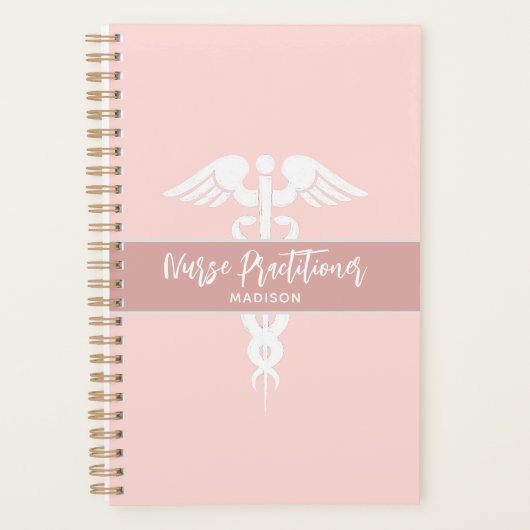 Blush Pink Nurse Practitioner Medisch Gepersonalis Planner (Voorkant)