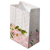 Blush Pink Peonies Weddenschap Favor Bags Medium Cadeauzakje (Voorkant Gekanteld)