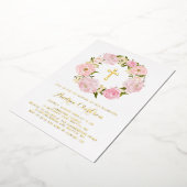 Blush Pink Peony Floral Wreath Baby Girl Baptisme Folie Uitnodiging (Gedraaid)