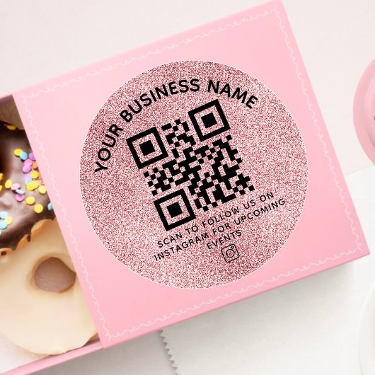 Blush Pink QR-code en aangepaste tekst ronde Stick Ronde Sticker