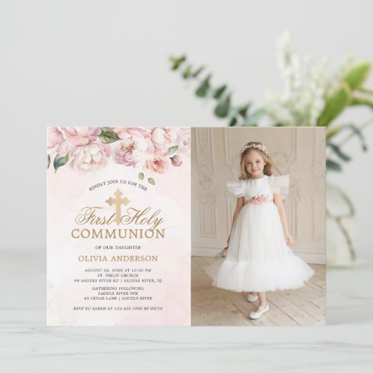 Blush Pink Rose Bloemen Eerste Heilige Communie Fo Kaart (Staand voorkant)