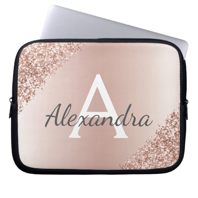 Blush Pink Rose Gold Metallic Glitter Monogram Laptop Sleeve (Voorkant)