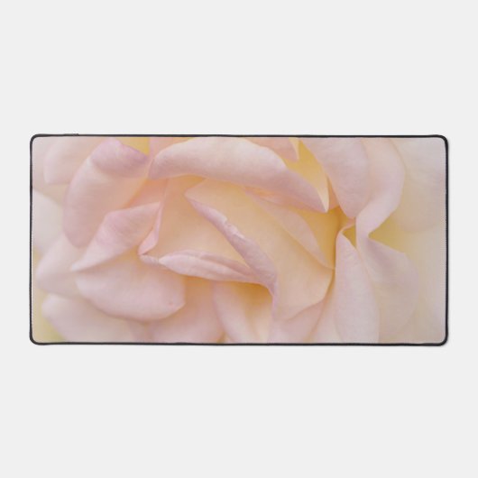 Blush Pink Rose Petals Art Desk Mat Pad (Voorkant)
