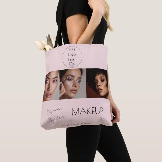 Blush Pink Script Logo Photo Makeup Studio Tote Bag (Dichtbij)