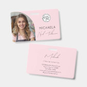 Blush Pink Script Logo Photo Nail Technician Badge (Voor- en achterkant)