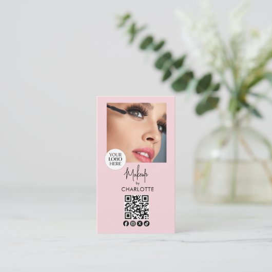 Blush Pink Script Logo QR Code Photo Makeup Visitekaartje (Staand voorkant)