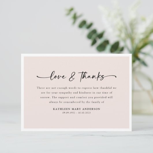 Blush Pink Simple Script begrafenis Bedankkaart (Staand voorkant)