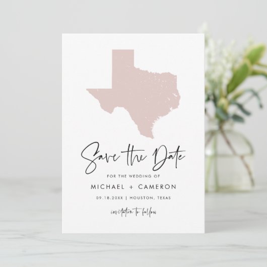 Blush Pink Texas Map Modern Minimalistisch script Save The Date (Staand voorkant)