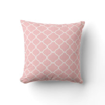  Blush Pink White Quatrefoil Patroon