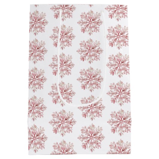 Blush Pink White Snowflakes Christmas Medium Cadeauzakje (Achterkant)