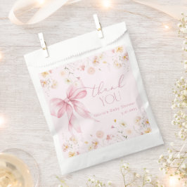 Blush Pink Wildflower Bow Baby in Bloom Bedankzakje