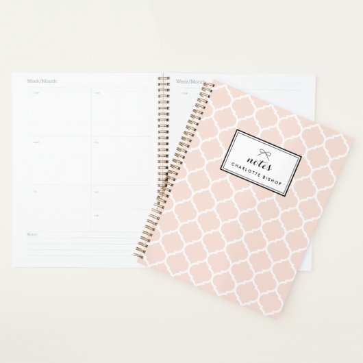 Blush quatrefoil patroon gepersonaliseerd planner (Display)