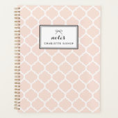 Blush quatrefoil patroon gepersonaliseerd planner (Voorkant)
