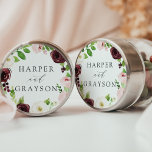 Blush Romance Wreath Wedding Ronde Sticker<br><div class="desc">Verzegel uw uitnodigingsenveloppen of gunsten met deze elegante bloemrijke trouwstickers met uw namen, omhuld door een waterverf met een oogstgroen bladerbloem en bloeiende bloemen in wazige roze, ivoor en woeste marsala. Personaliseer met uw namen in klassiek van zwart die met kalligrafiemanuscript wordt geaccentueerd. Coördinaten met ons Blush Romance bruiloft collectie....</div>