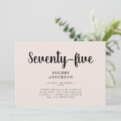 Blush Roos 75e Verjaardagsfeestuitnodiging Kaart (Staand voorkant)