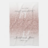 Blush Roos Gold Glitter Monogram Pas getrouwd Wedd Theedoek (Verticaal)
