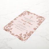Blush Roos Gouden Kruis Eerste Communie Folie Uitnodiging (Gedraaid)
