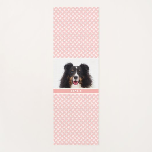 Blush roze aangepaste foto met witte paden en naam yogamat (Voorkant)