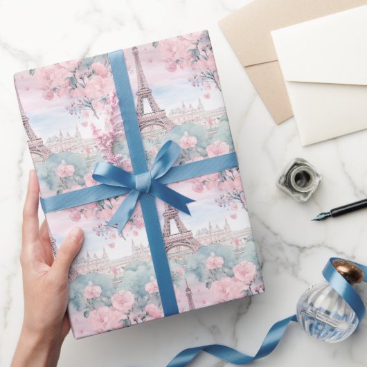Blush Roze Blauw Eiffeltoren Parijs Franse landsch Cadeaupapier (Geschenken)