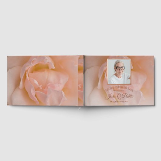 Blush roze bloem viering van het leven gastenboek (Volledig)