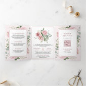 Blush roze bloemen eucalyptus alles in een bruilof drieluik uitnodiging (Binnen)