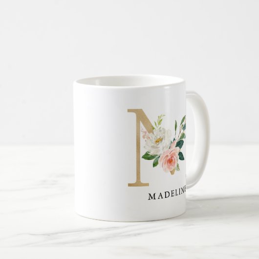 Blush Roze Bloemen & Gouden Brief M Monogram Koffiemok (Voorkant rechts)