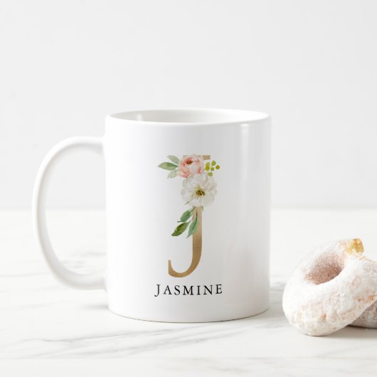 Blush Roze Bloemen & Gouden Letter J Monogram Koffiemok (Met donut)