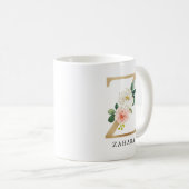 Blush Roze Bloemen & Gouden Letter Z Monogram Koffiemok (Voorkant rechts)